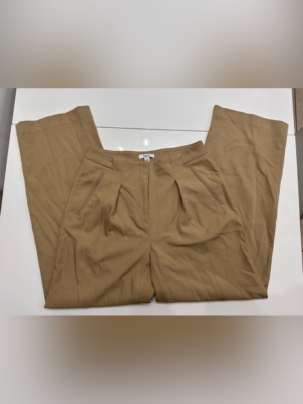 Bar III Tan Camel Wide Leg Pleated Trousers Dress Pants Size 4